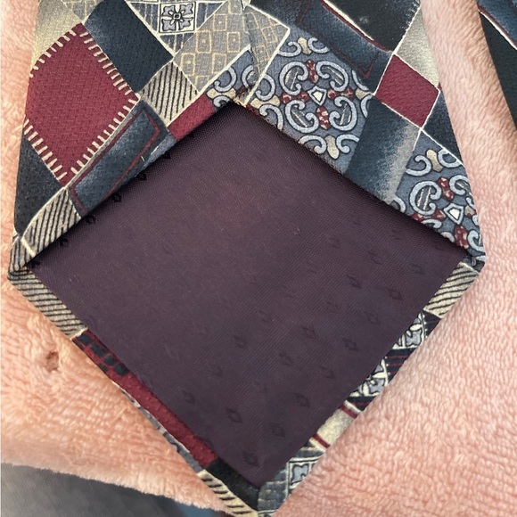 Mark Alexander Geometric Pattern Tie - Picture 7 of 8